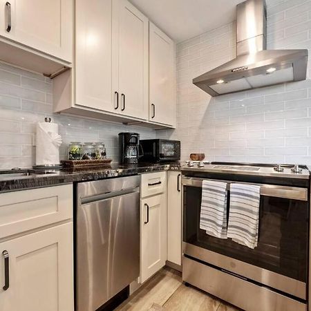 Апартаменти Hale Ono Loa 403- Top Floor, Ocean View, & Complete Modern Remodel Kahana Екстер'єр фото