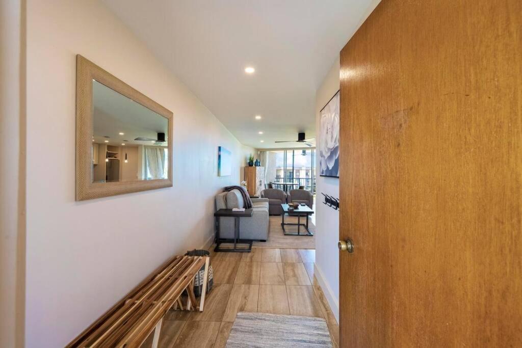 Апартаменти Hale Ono Loa 403- Top Floor, Ocean View, & Complete Modern Remodel Kahana Екстер'єр фото