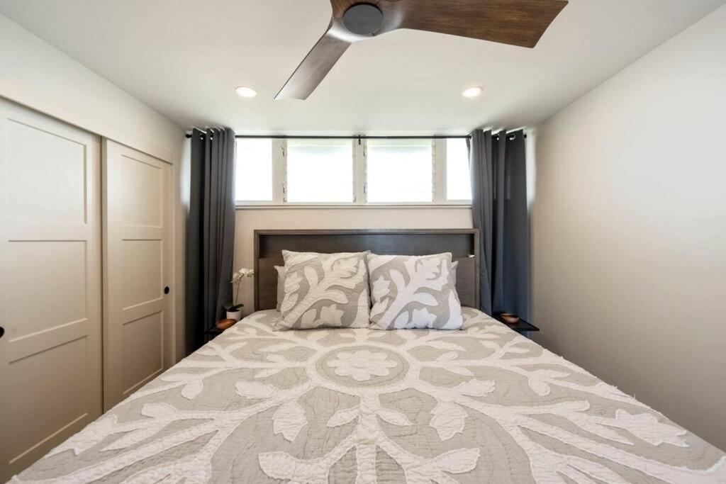 Апартаменти Hale Ono Loa 403- Top Floor, Ocean View, & Complete Modern Remodel Kahana Екстер'єр фото