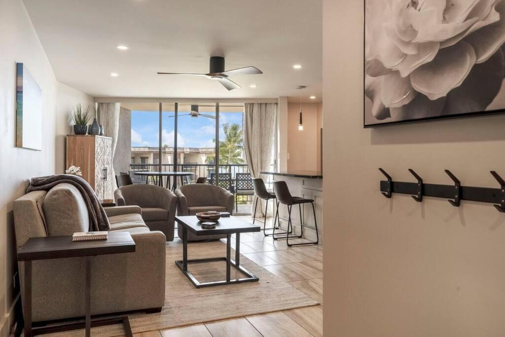 Апартаменти Hale Ono Loa 403- Top Floor, Ocean View, & Complete Modern Remodel Kahana Екстер'єр фото