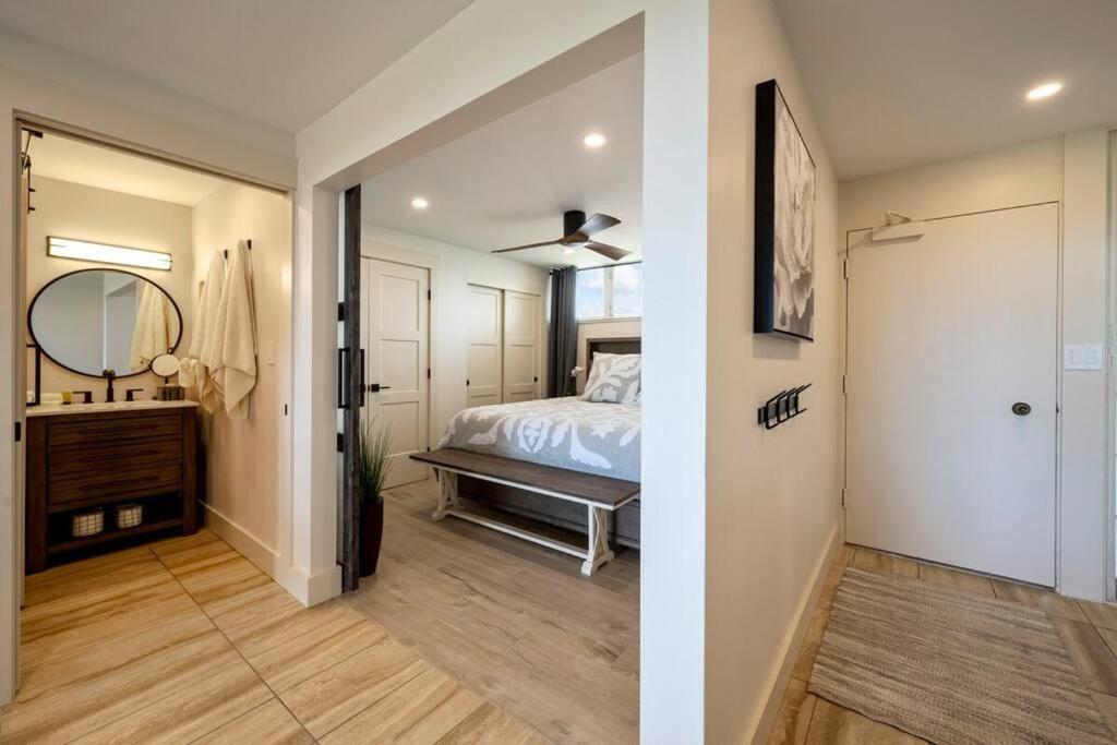 Апартаменти Hale Ono Loa 403- Top Floor, Ocean View, & Complete Modern Remodel Kahana Екстер'єр фото
