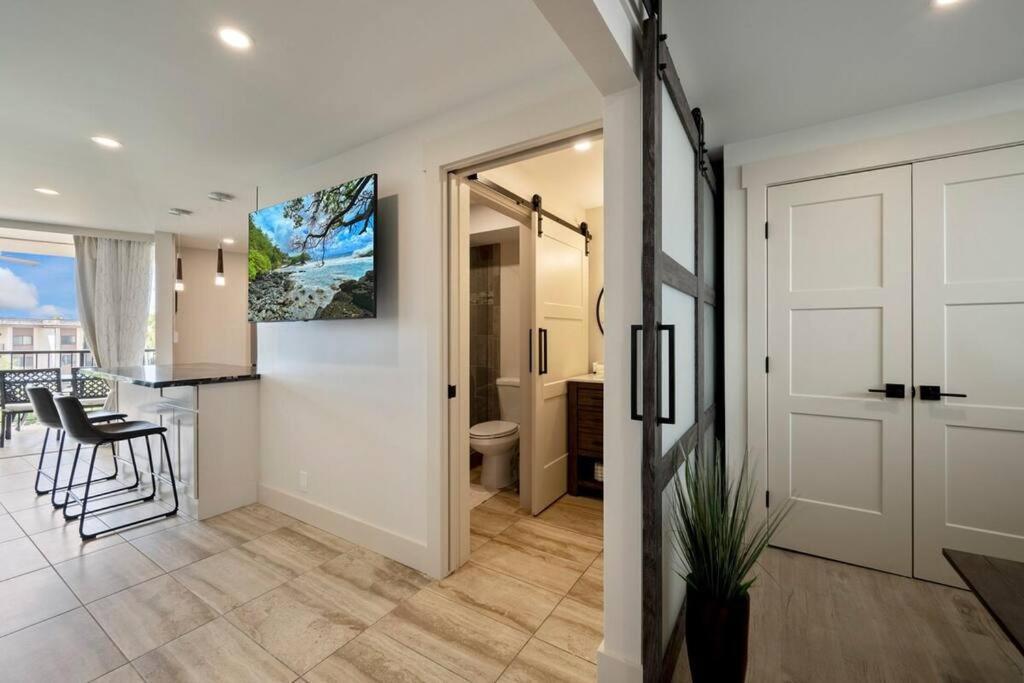 Апартаменти Hale Ono Loa 403- Top Floor, Ocean View, & Complete Modern Remodel Kahana Екстер'єр фото
