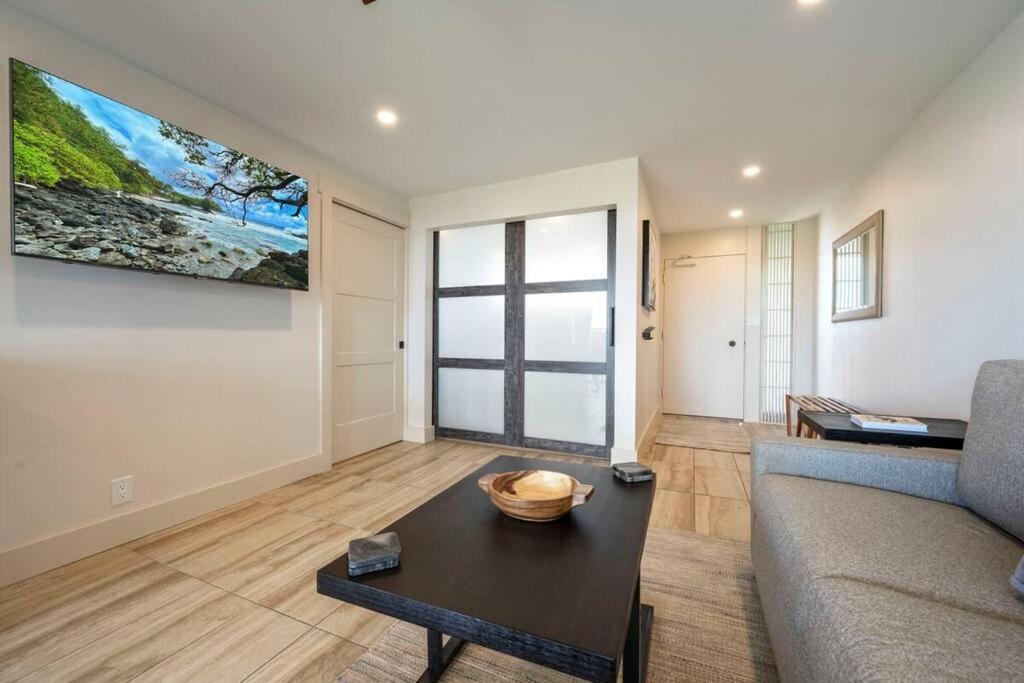 Апартаменти Hale Ono Loa 403- Top Floor, Ocean View, & Complete Modern Remodel Kahana Екстер'єр фото
